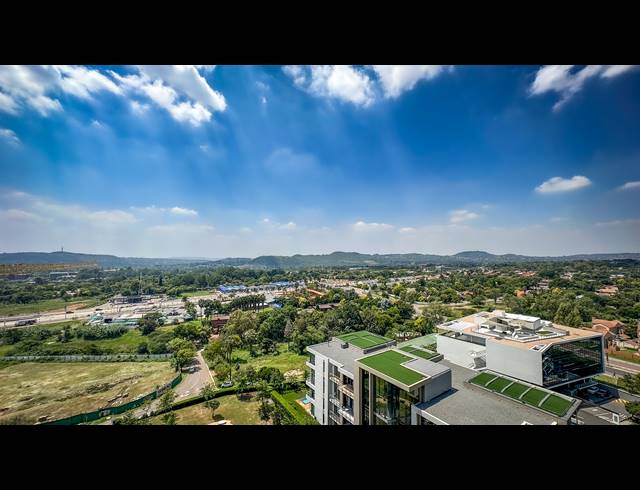 2 BEDROOM APARTMENT FOR SALE IN MENLYN